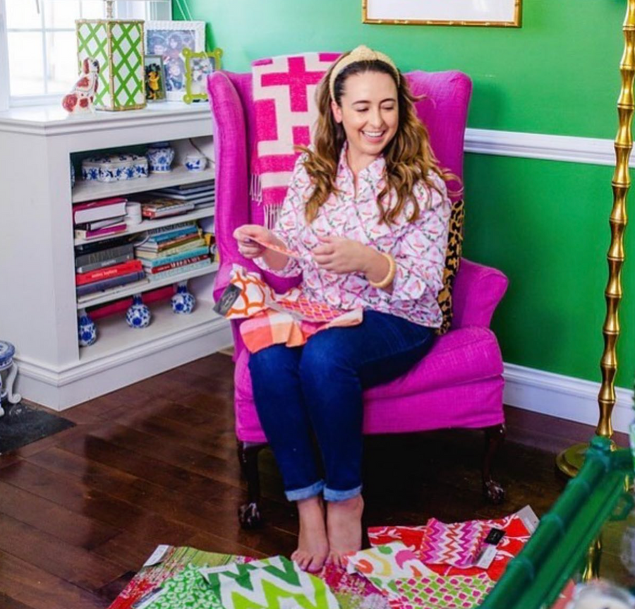 Ladies Classic Shirt in Willa Heart Pink Dog Print